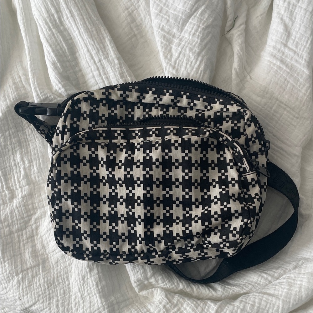 Black and White Pixel Gingham Baggu Fanny Pack
